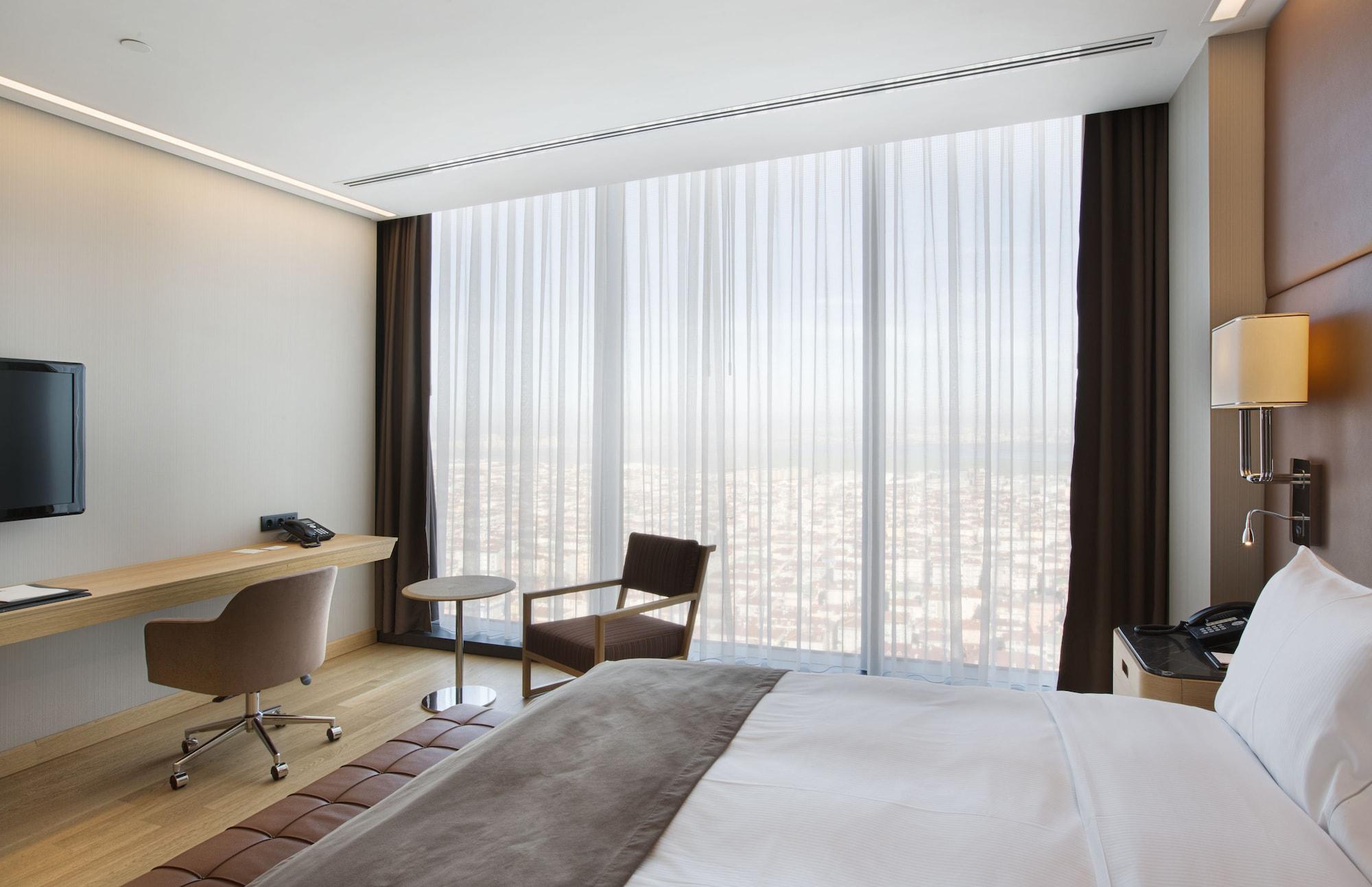 מלון Doubletree By Hilton Istanbul-avcilar 5*